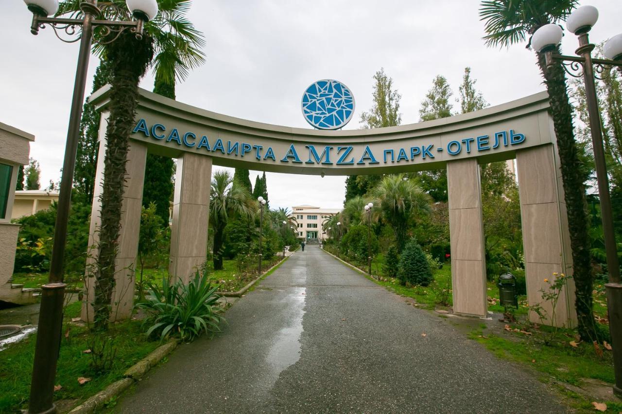 Amza Park Hotel Gagry Eksteriør bilde