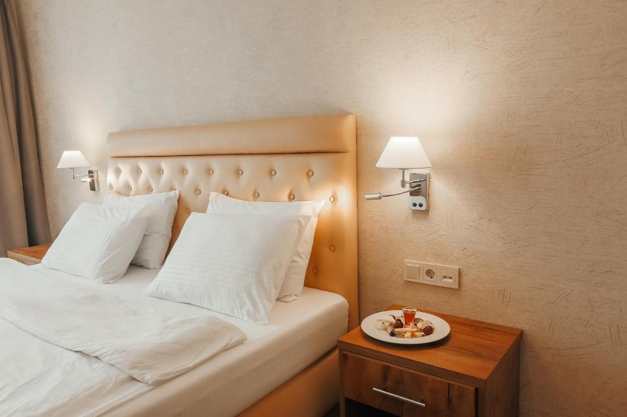 Amza Park Hotel Gagry Eksteriør bilde